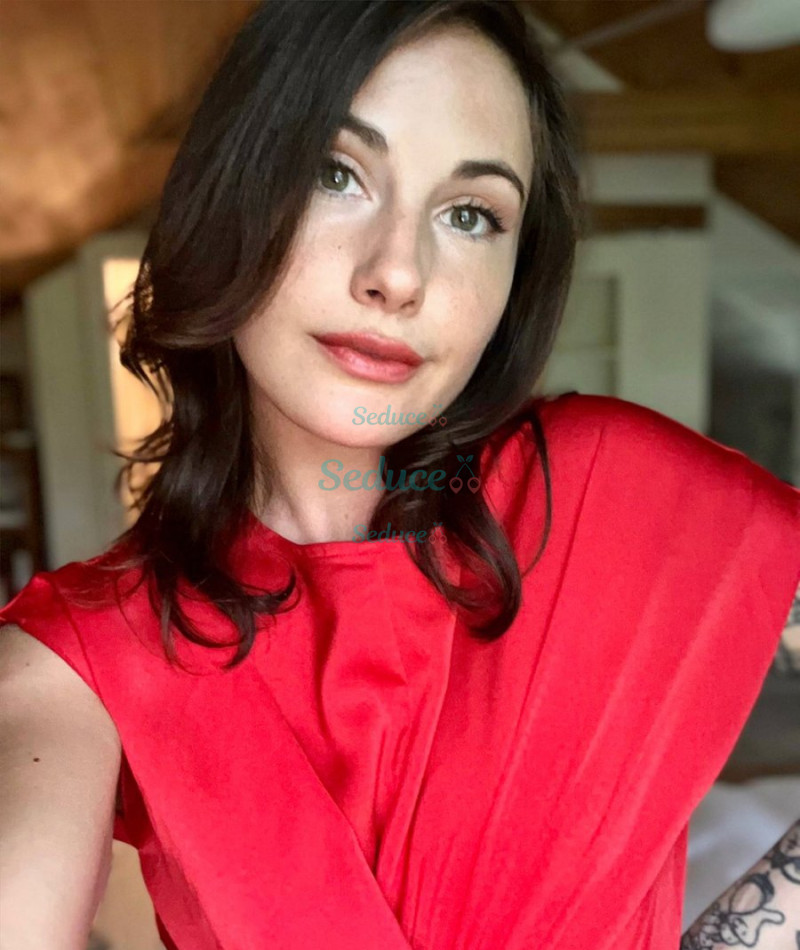Photo escort girl Claire Devine: the best escort service
