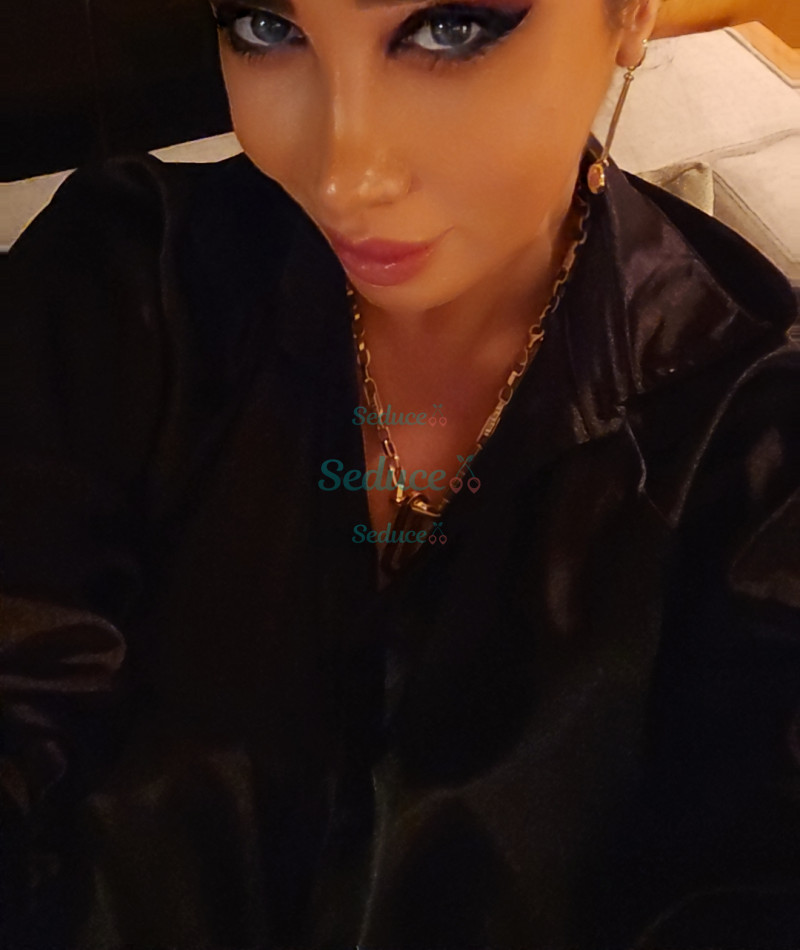 Photo escort girl Frah90: the best escort service