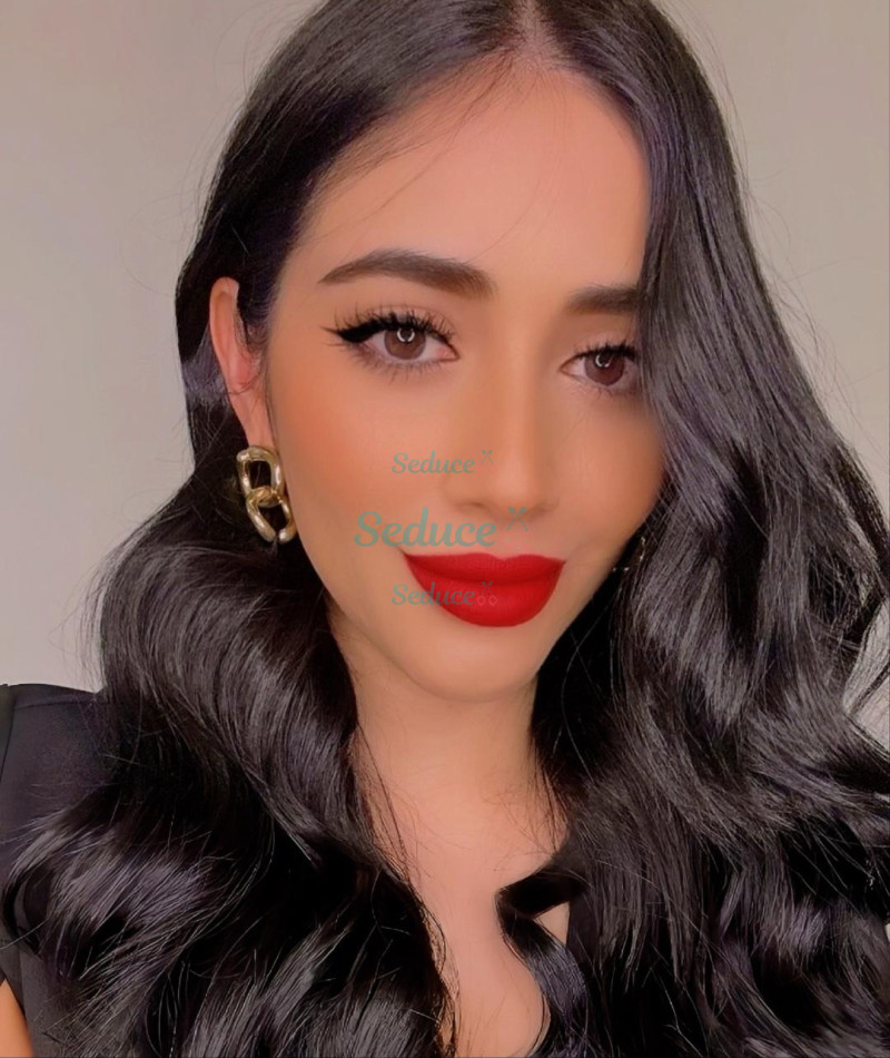 Photo escort girl Salma: the best escort service