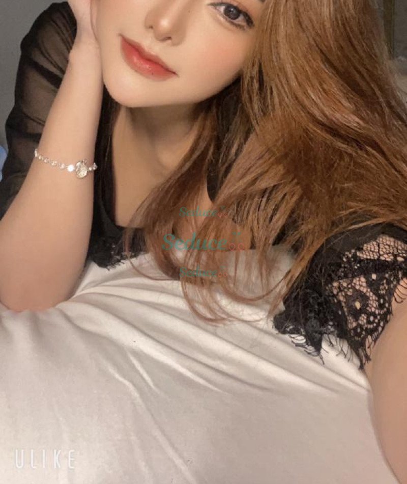 Photo escort girl Andrea : the best escort service