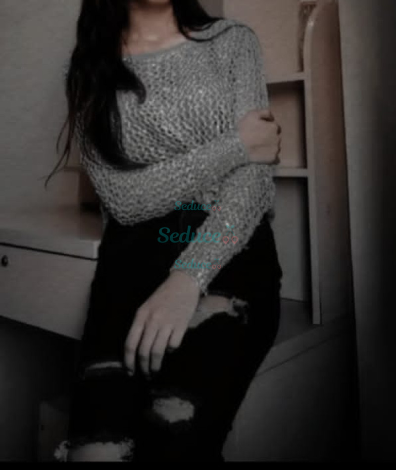Photo escort girl Avanshika: the best escort service