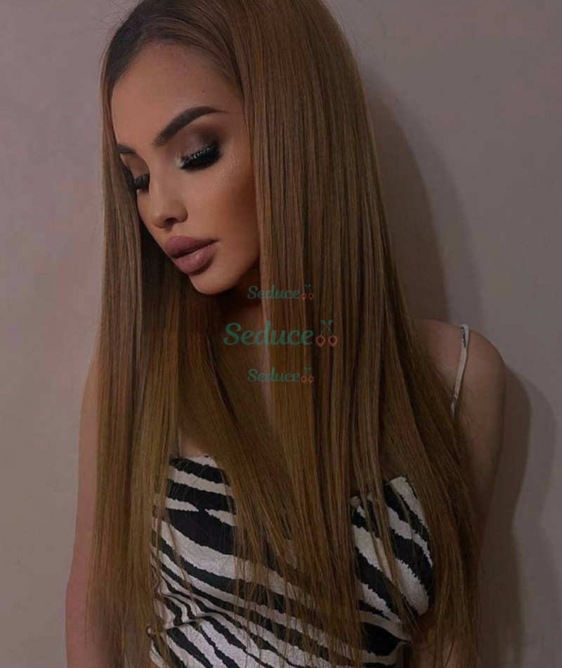 Photo escort girl Alina: the best escort service
