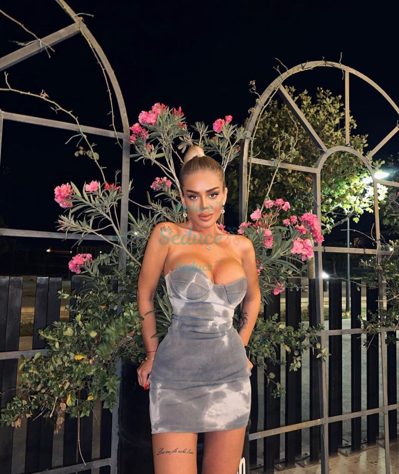 Photo escort girl Alara: the best escort service