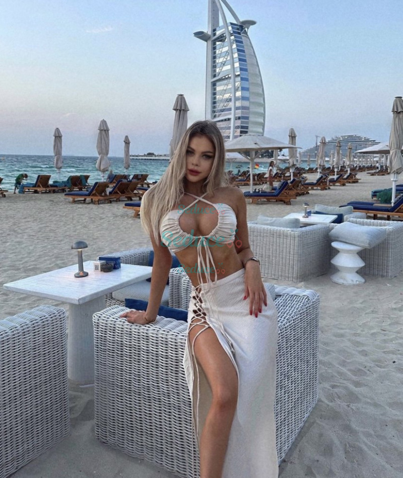 Photo escort girl Catria: the best escort service
