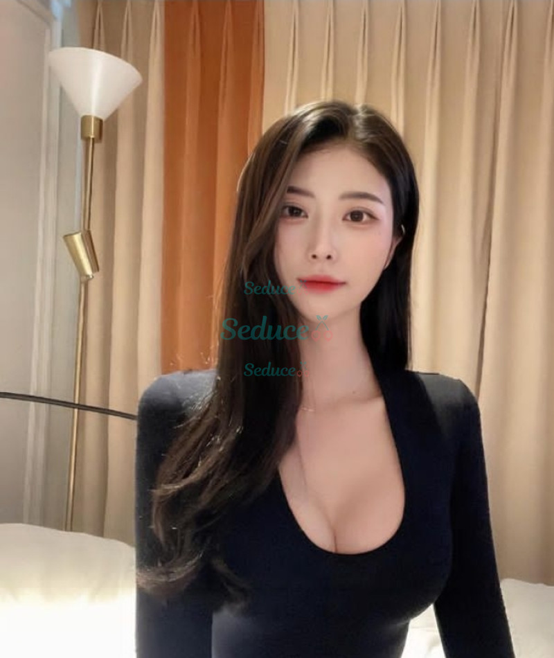 Photo escort girl Zhang Li: the best escort service