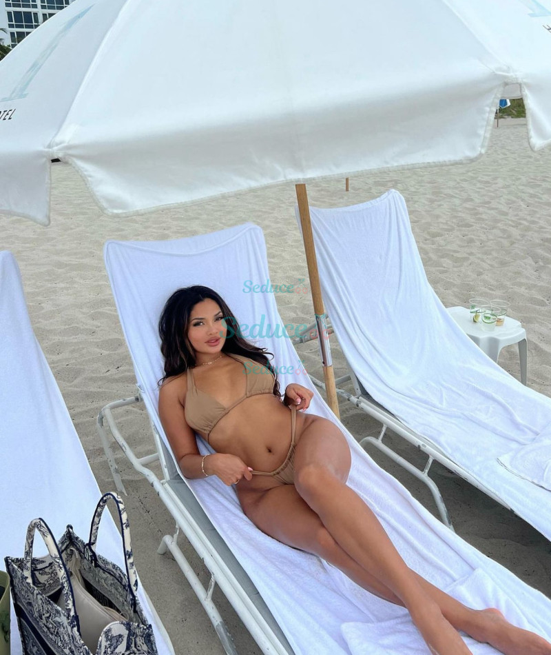 Photo escort girl Alexandra: the best escort service