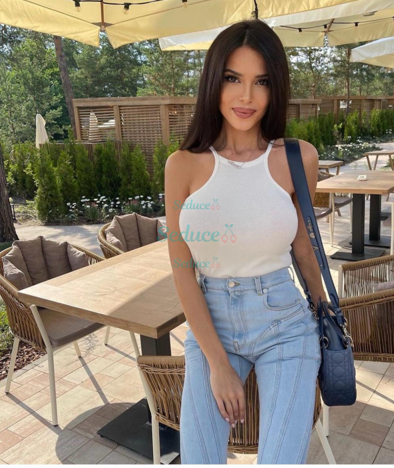 Photo escort girl Katrin: the best escort service