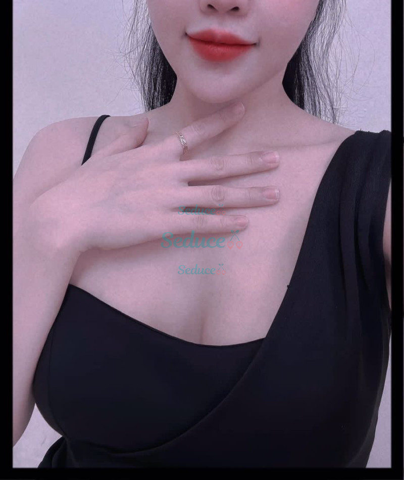 Photo escort girl Lili: the best escort service