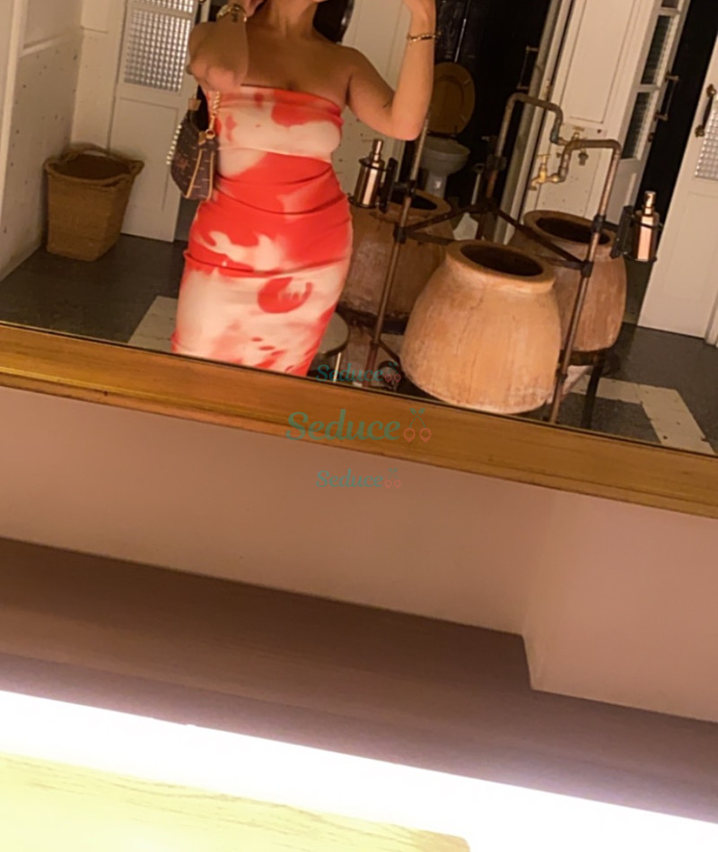 Photo escort girl Sofia: the best escort service