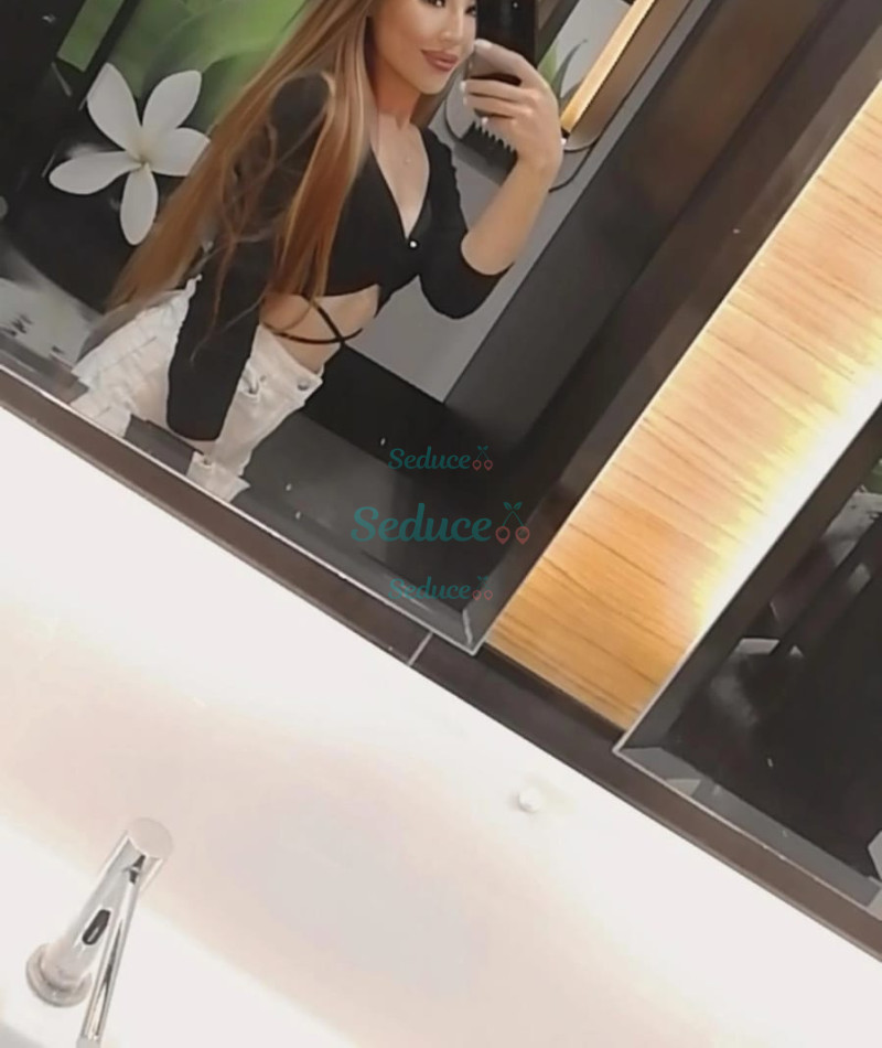 Photo escort girl Asu: the best escort service