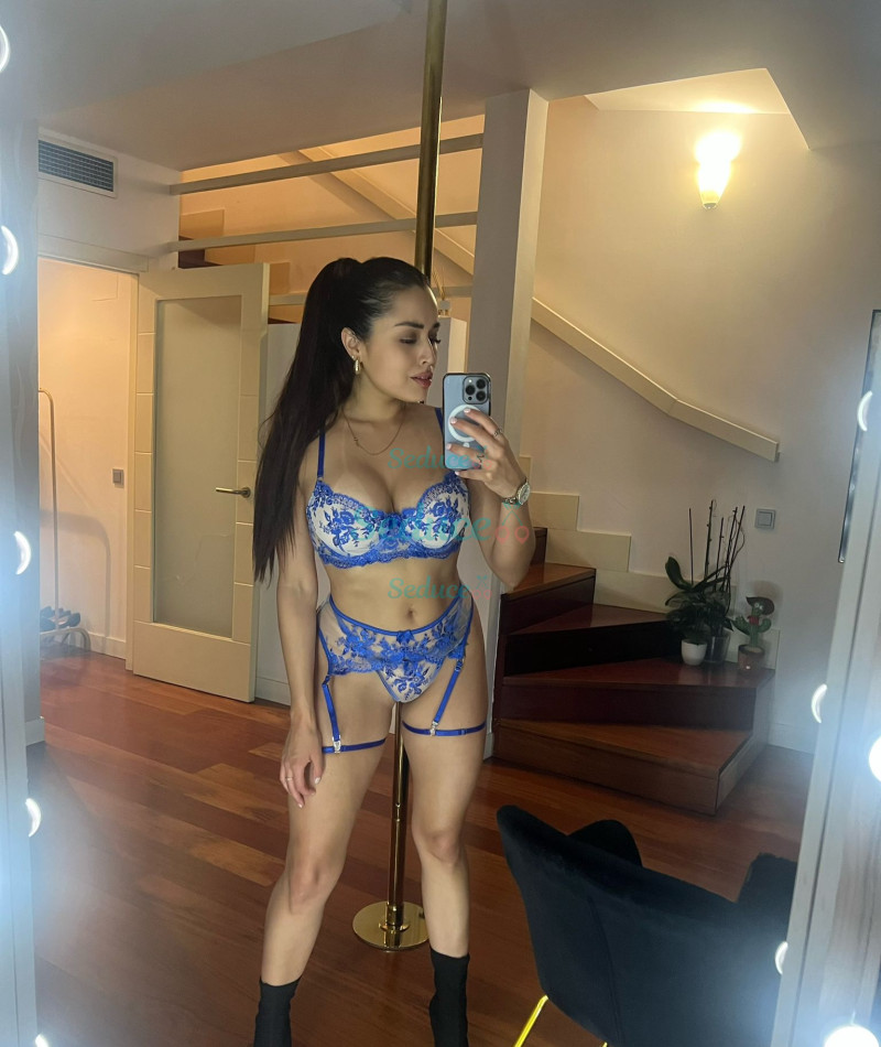 Photo escort girl Gala: the best escort service