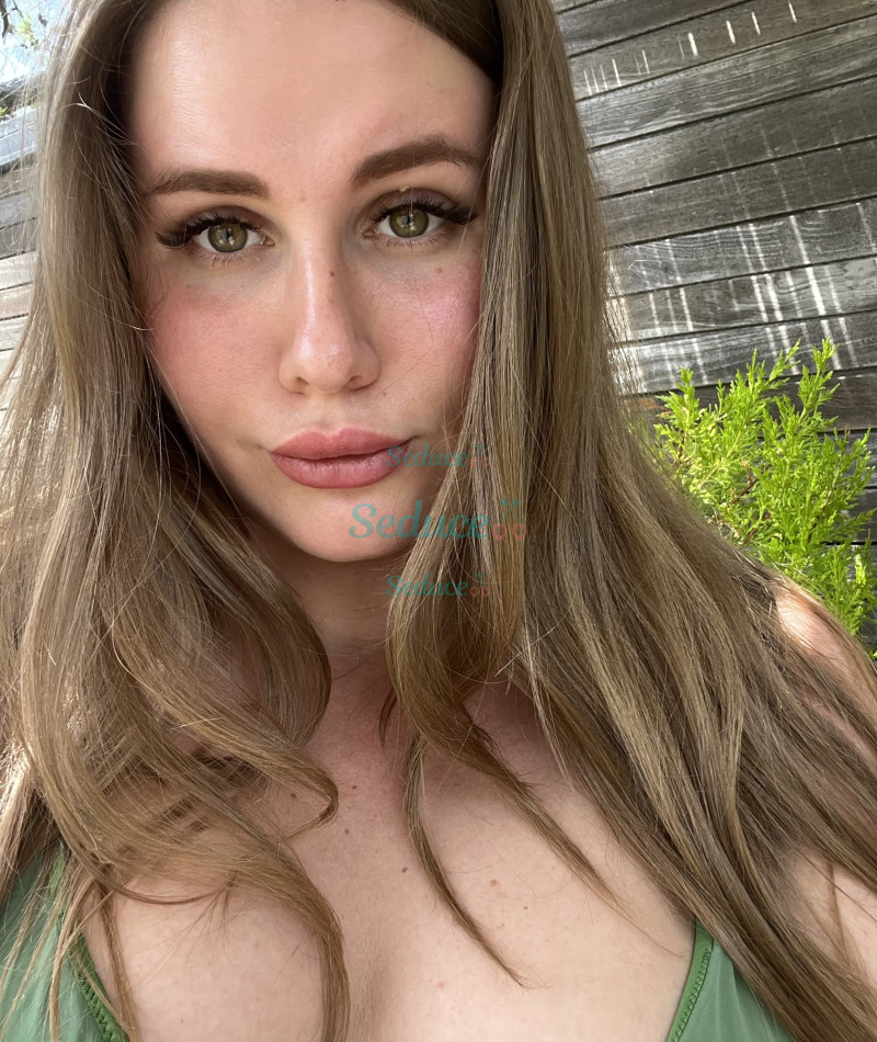 Photo escort girl Kristina : the best escort service