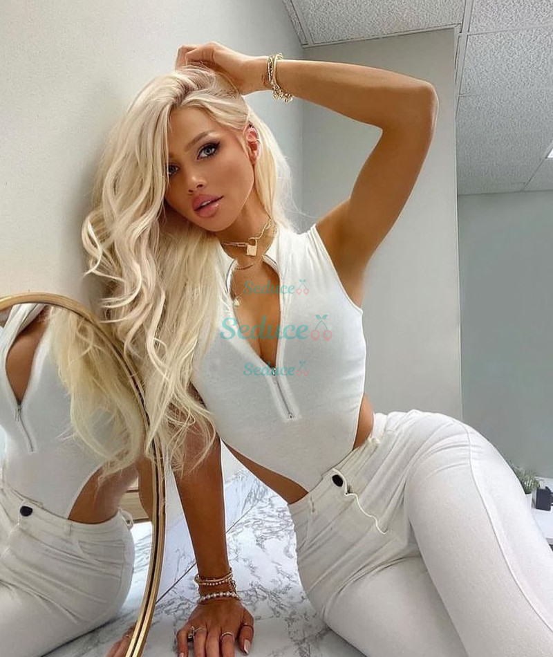 Photo escort girl Tatiana: the best escort service