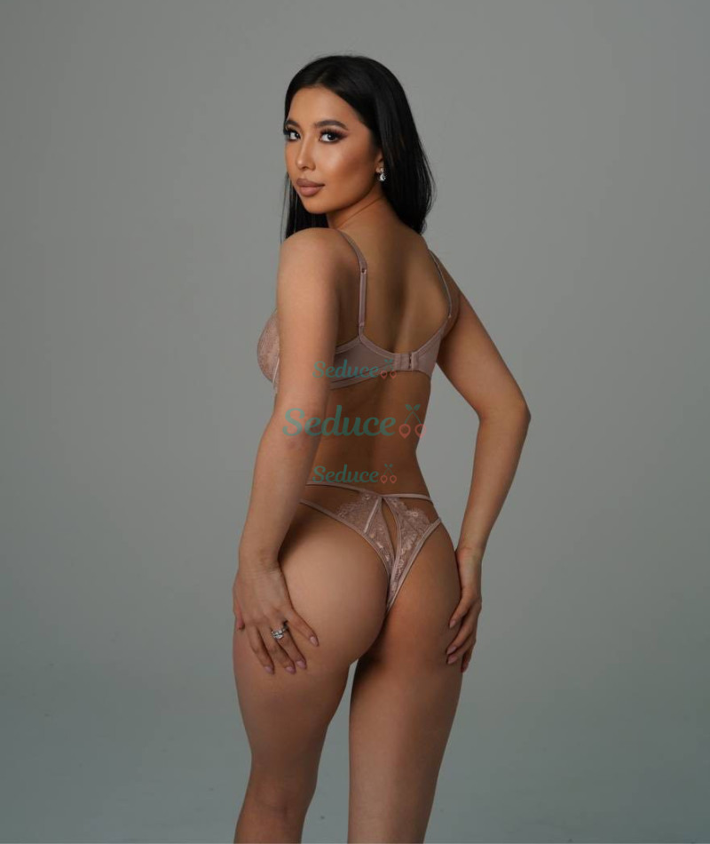 Photo escort girl Kim: the best escort service