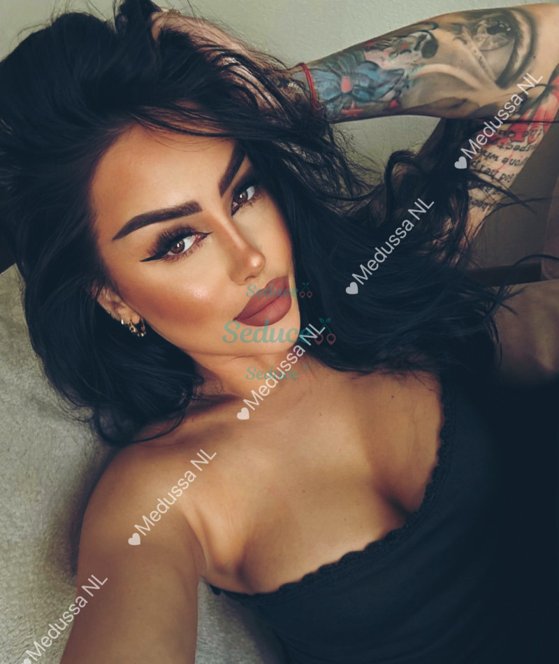 Photo escort girl Medussa: the best escort service