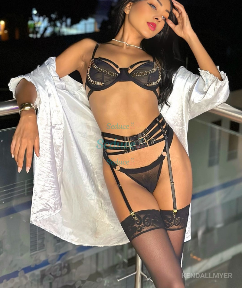 Photo escort girl Yasemen: the best escort service