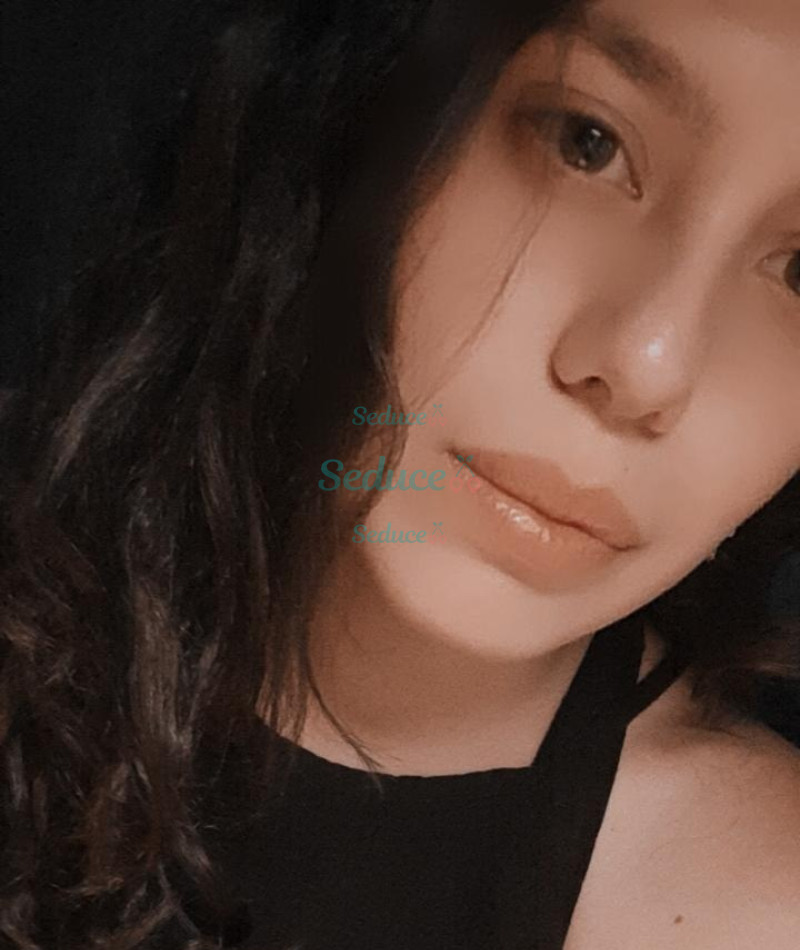 Photo escort girl BELLIE: the best escort service