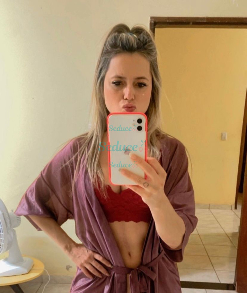 Photo escort girl Blonde surfistinha: the best escort service