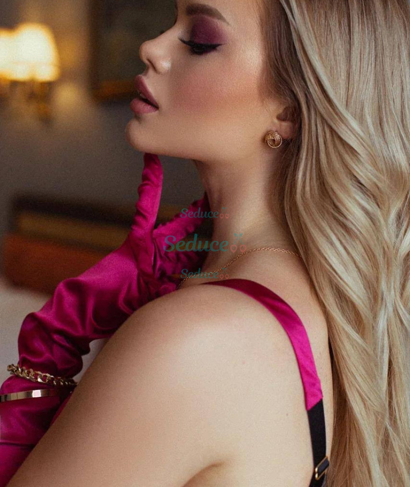 Photo escort girl Aelita Vip: the best escort service