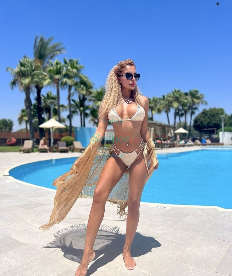 Photo escort girl Stafany: the best escort service