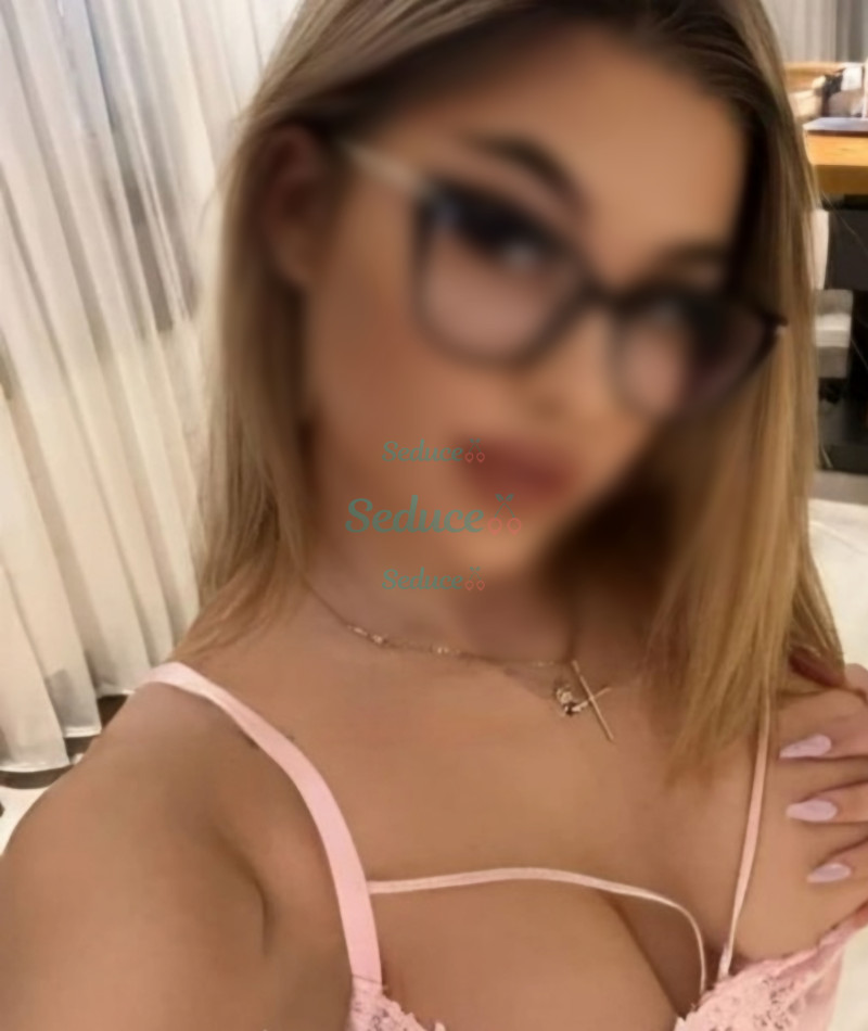 Photo escort girl Karen: the best escort service