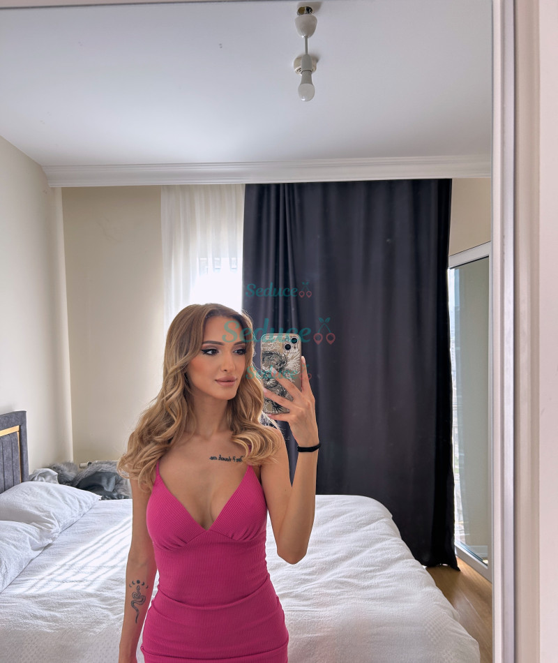 Photo escort girl ALMENA: the best escort service