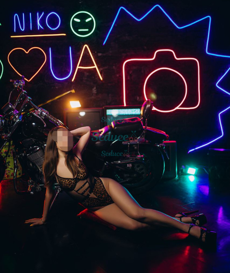 Photo escort girl Alina: the best escort service