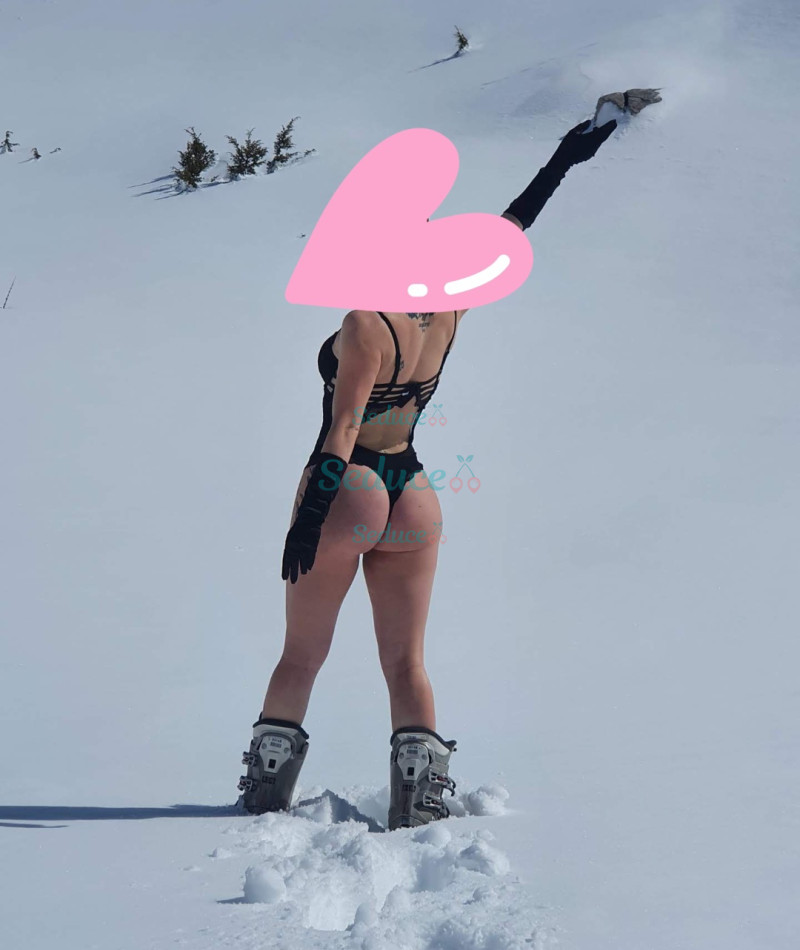 Photo escort girl NikaMitic: the best escort service