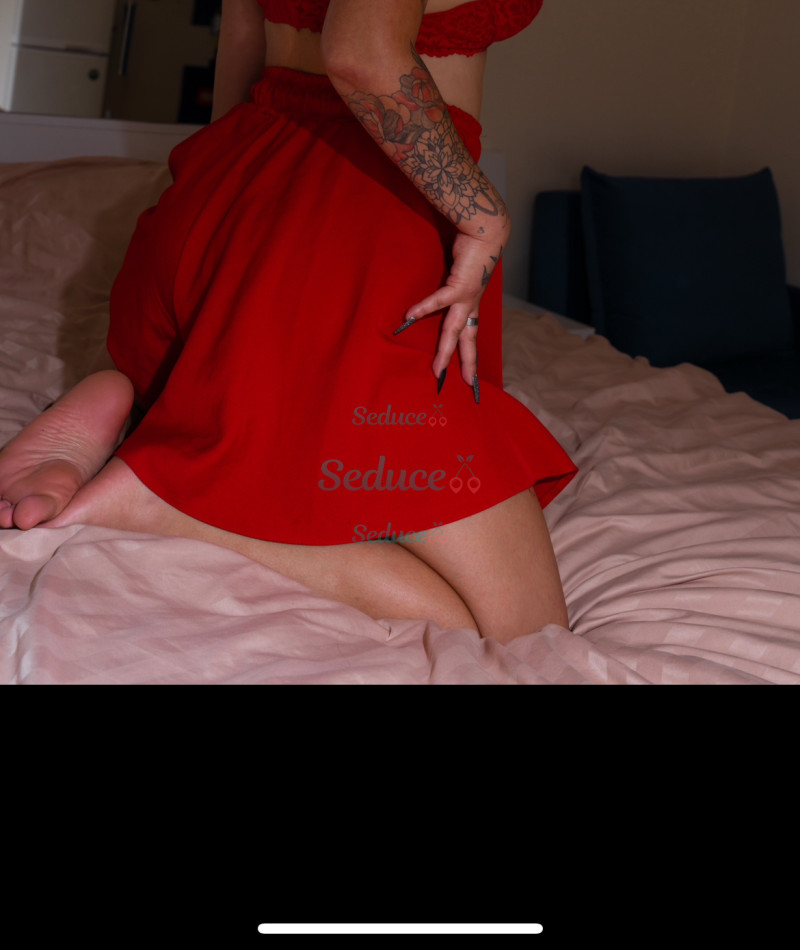 Photo escort girl Alina: the best escort service