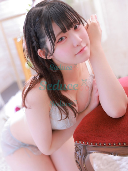 Photo escort girl Momona: the best escort service