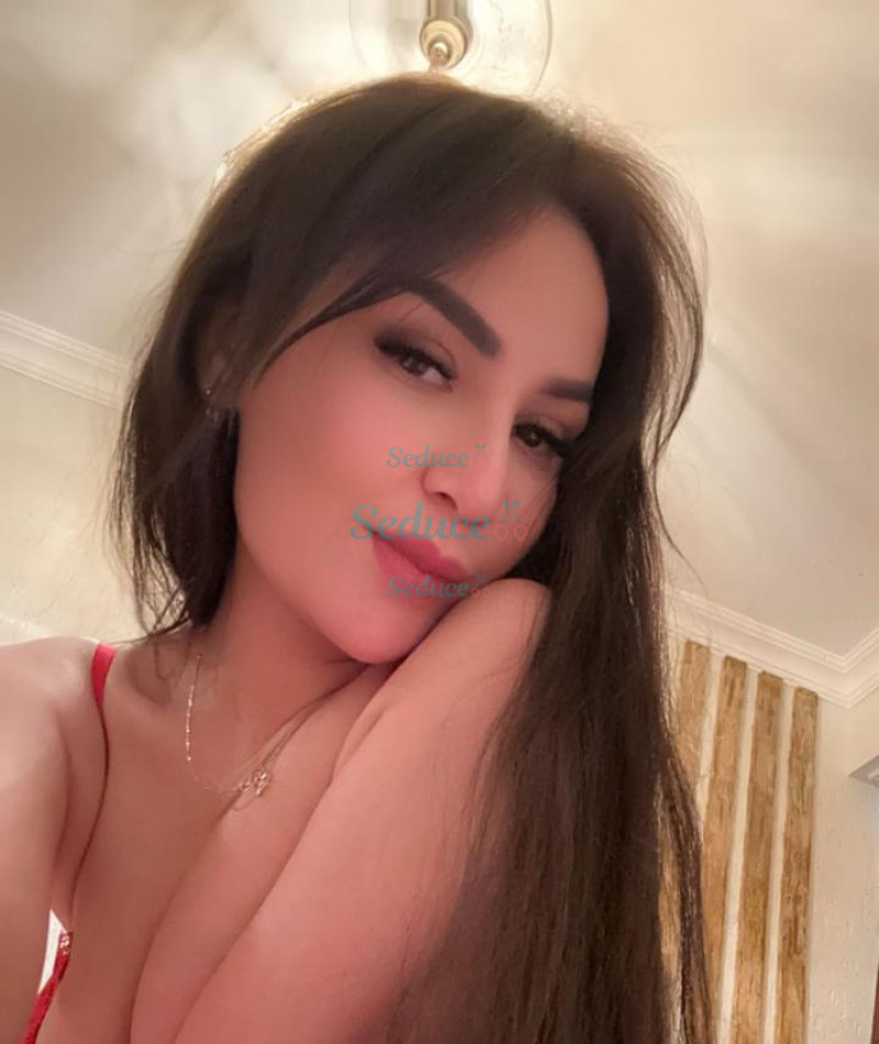Photo escort girl Sinem: the best escort service