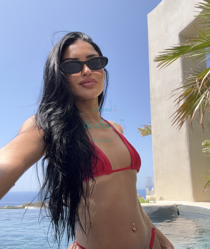 Photo escort girl Zoe: the best escort service
