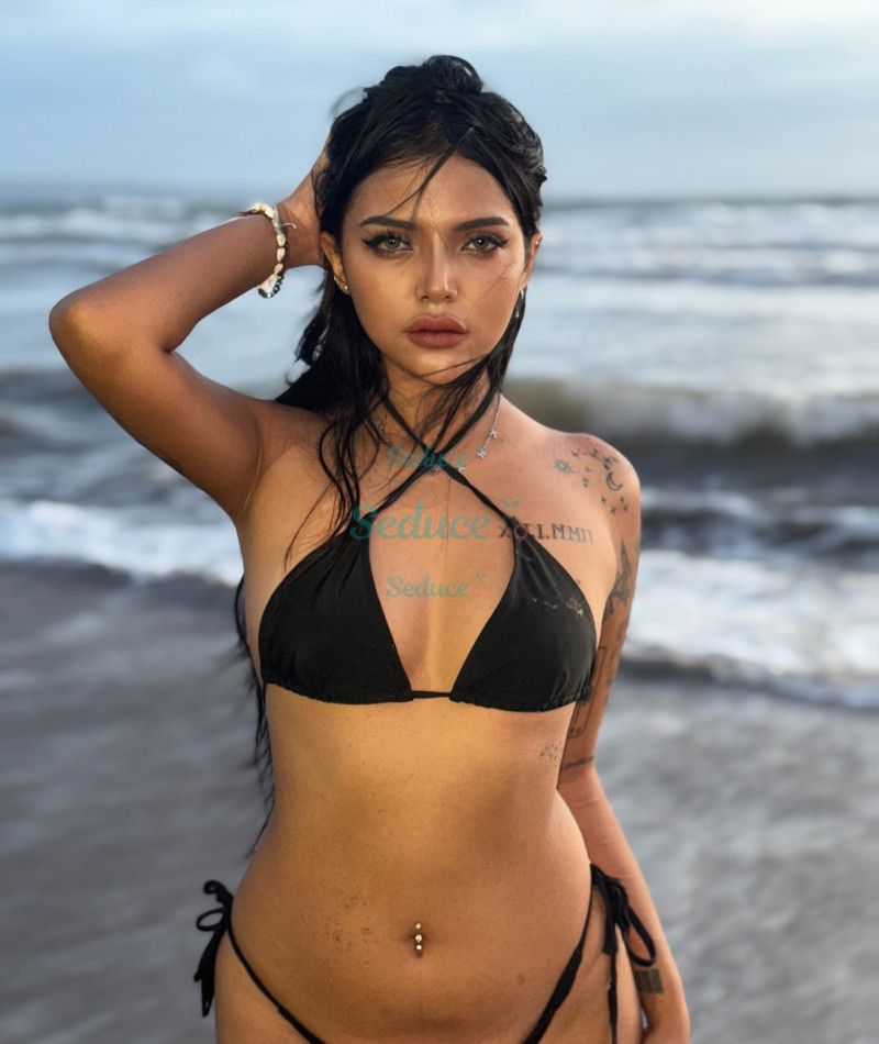 Photo escort girl Amber Olivia: the best escort service