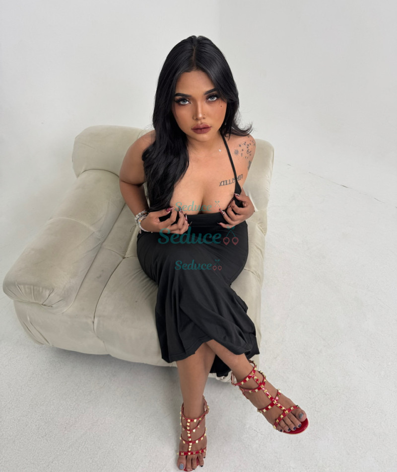 Photo escort girl Amber Olivia: the best escort service