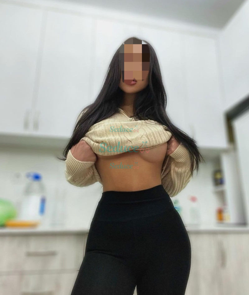 Photo escort girl Kamilla: the best escort service