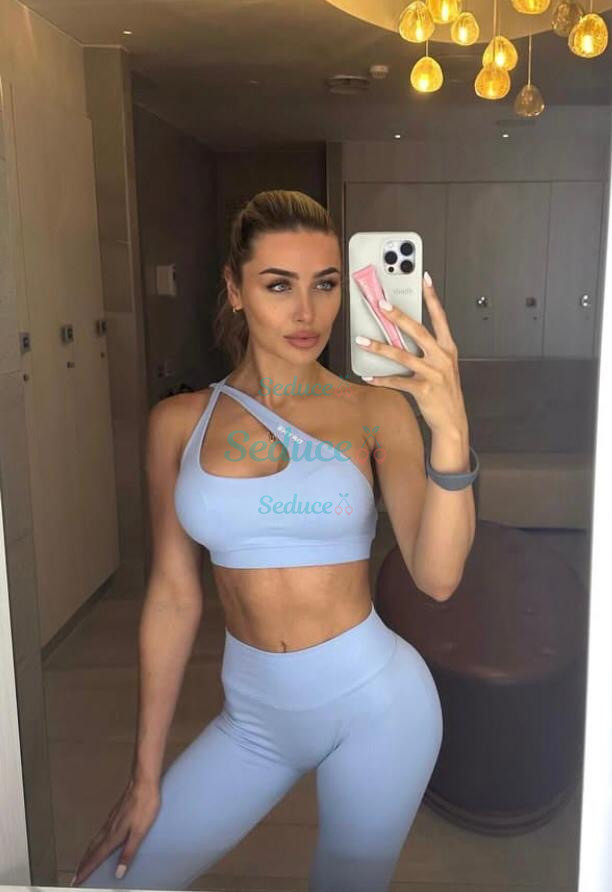 Photo escort girl Mabel: the best escort service