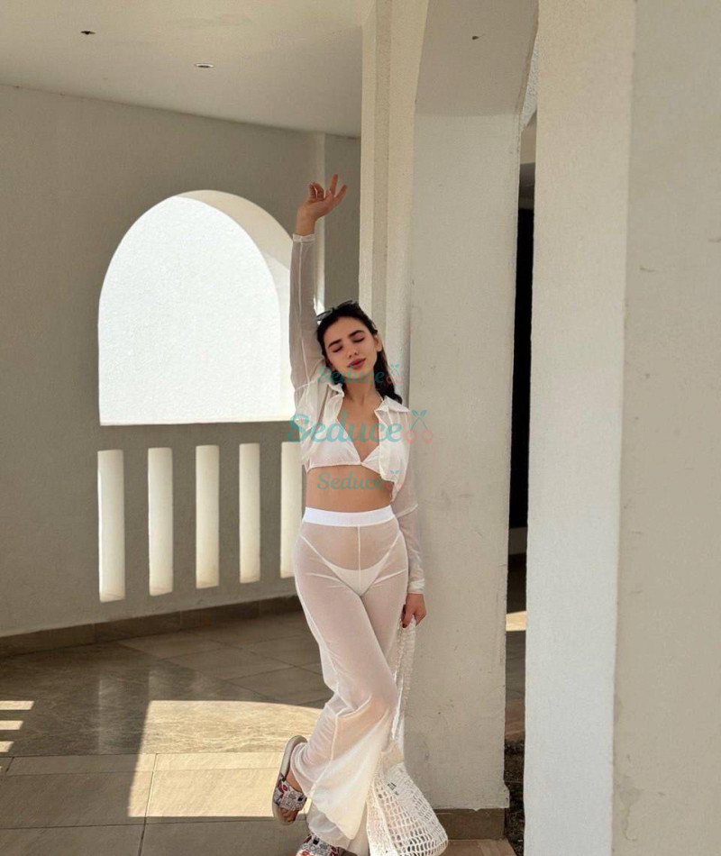 Photo escort girl Ksenia: the best escort service