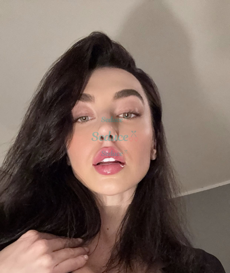 Photo escort girl Nika: the best escort service