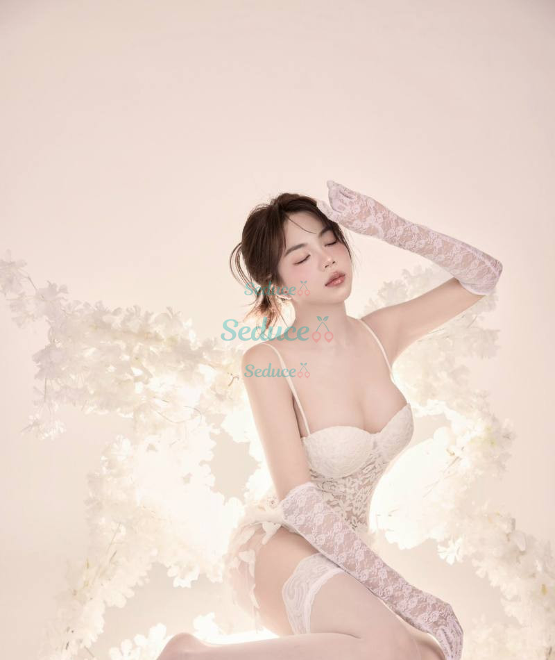 Photo escort girl Lili: the best escort service