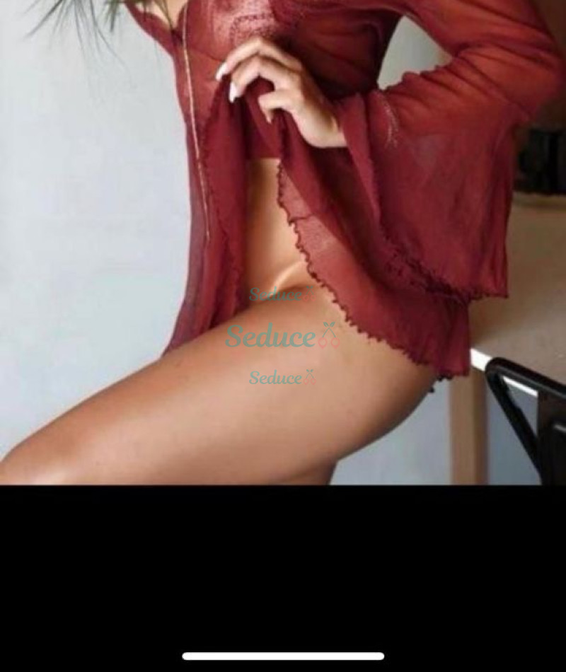 Photo escort girl Kelly Summeer: the best escort service