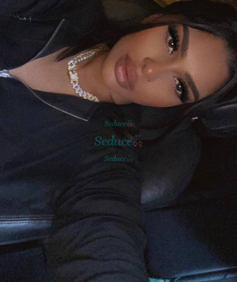 Photo escort girl Jasmin: the best escort service