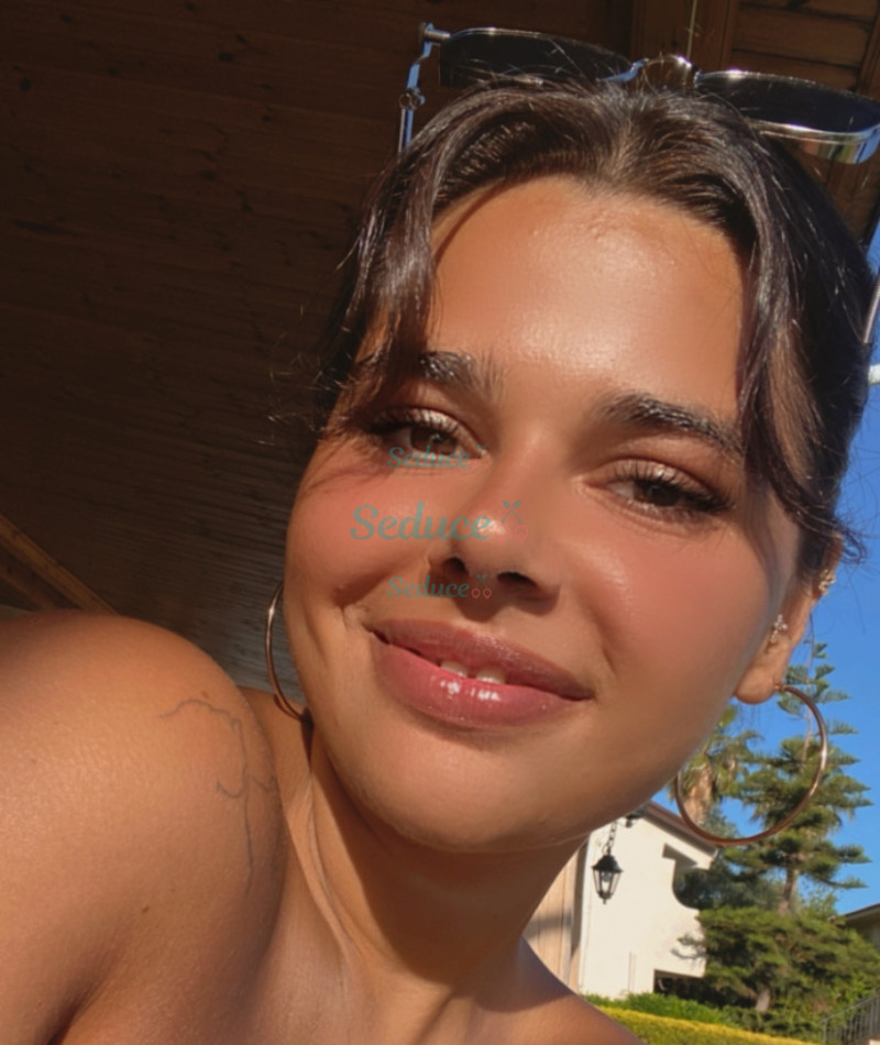 Photo escort girl Sarya: the best escort service