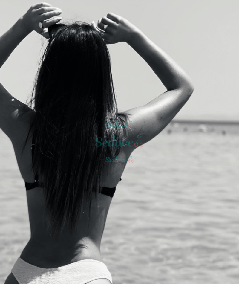 Photo escort girl Eslem: the best escort service