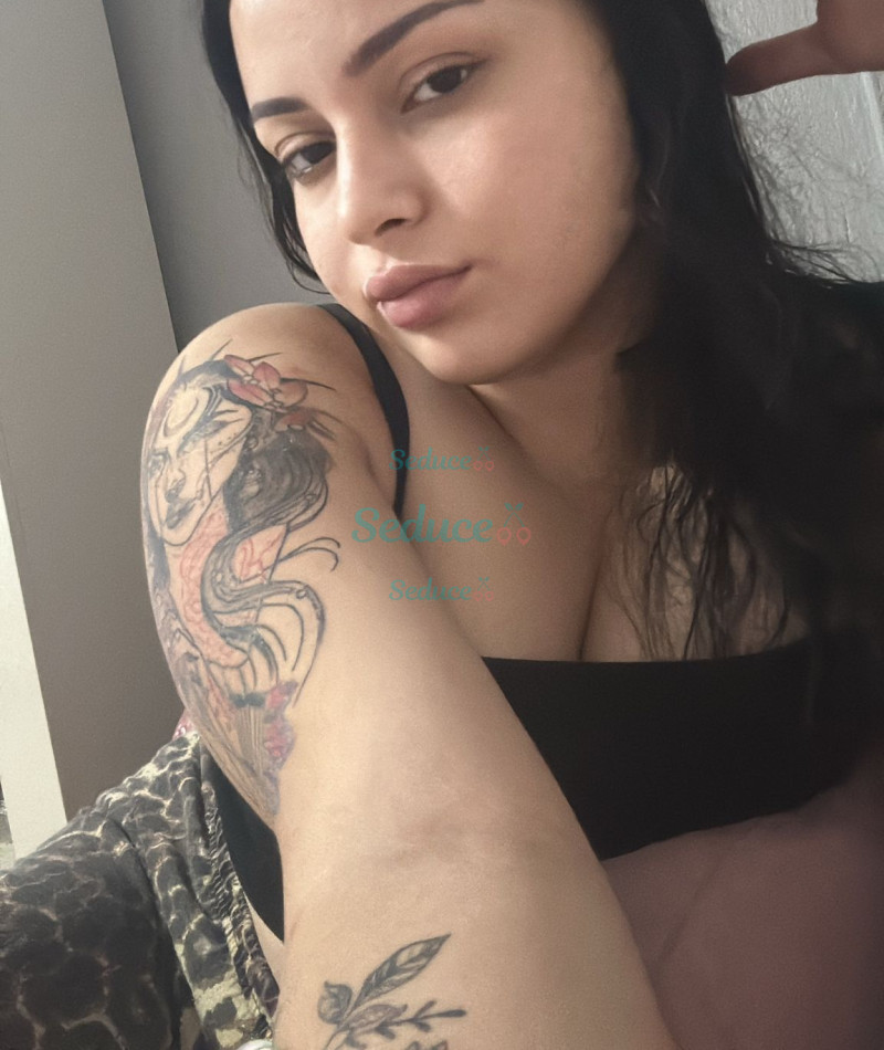 Photo escort girl Aleyna: the best escort service