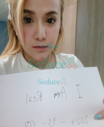 Photo escort girl Yaya: the best escort service