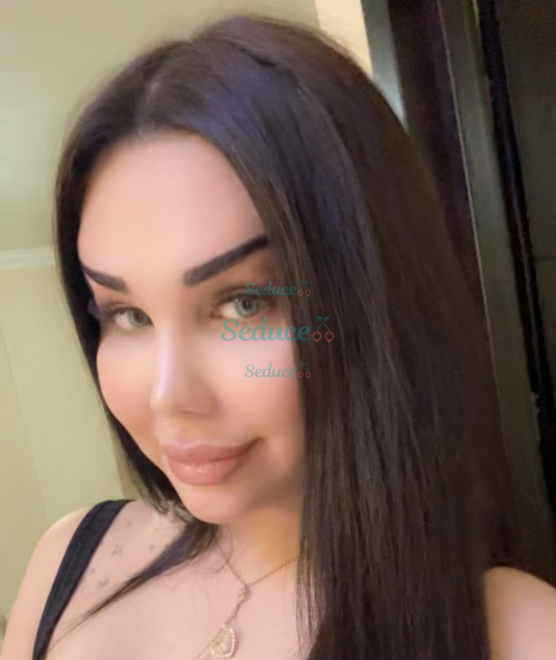 Photo escort girl Esya: the best escort service