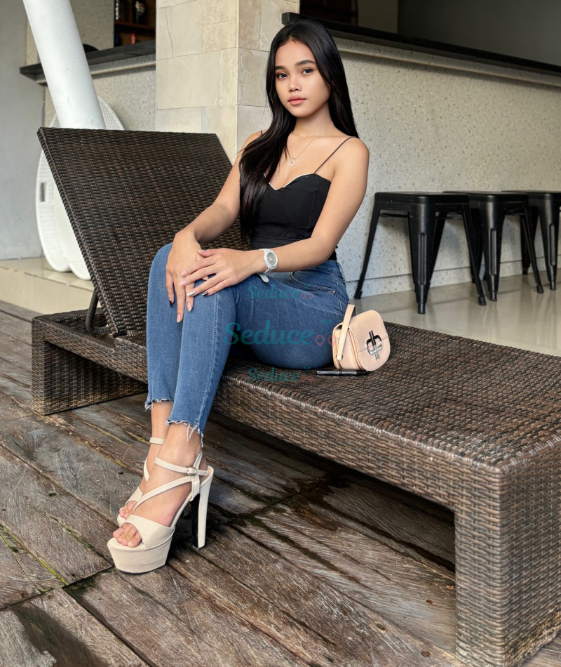 Photo escort girl Kaniaalisya: the best escort service