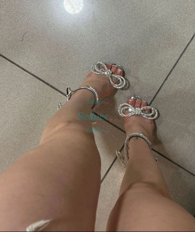 Photo escort girl Almira: the best escort service
