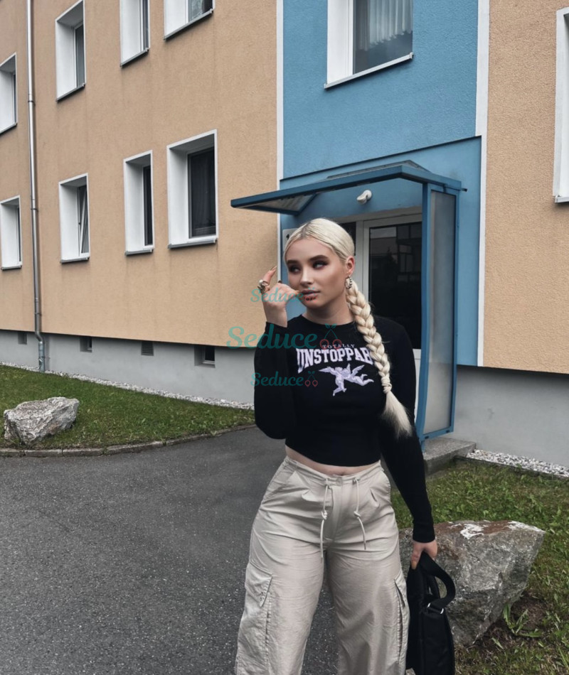 Photo escort girl Sofia: the best escort service