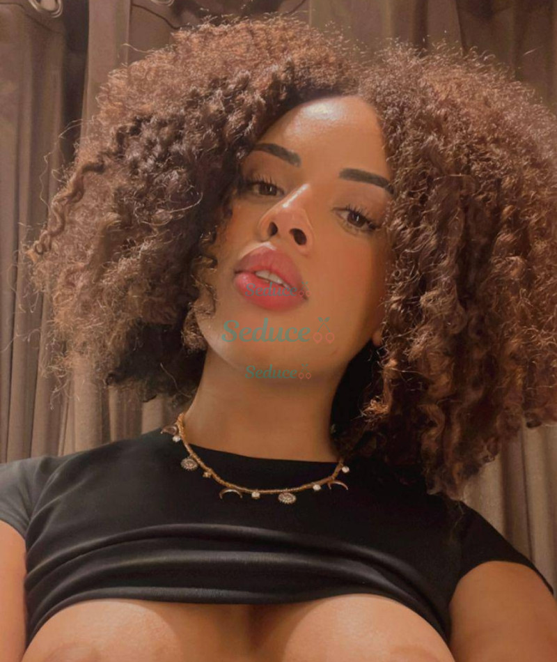 Photo escort girl Thais: the best escort service